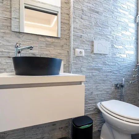 Rerent - 36 Trionfale